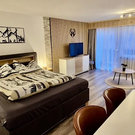 Appartamento Mountain Free Parking And Wifi Playroom